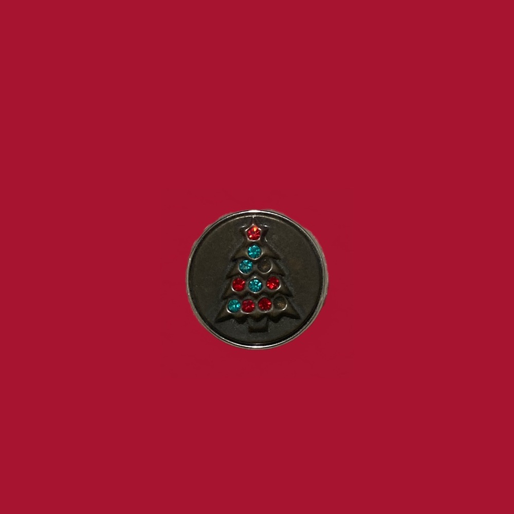 Gingersnap charm Christmas tree